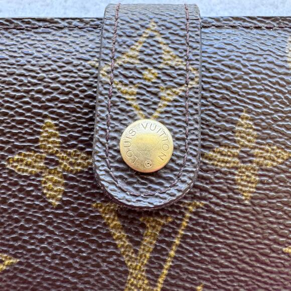 Louis Vuitton Monogram Wallet Brown Bifold Snap Closure Vintage LV 5.5”x4” - Picture 3 of 11